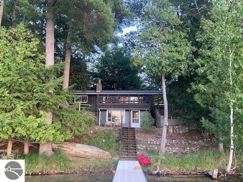 4515 Greilick Rd, Traverse City, MI, 49696-9429 | Card Image