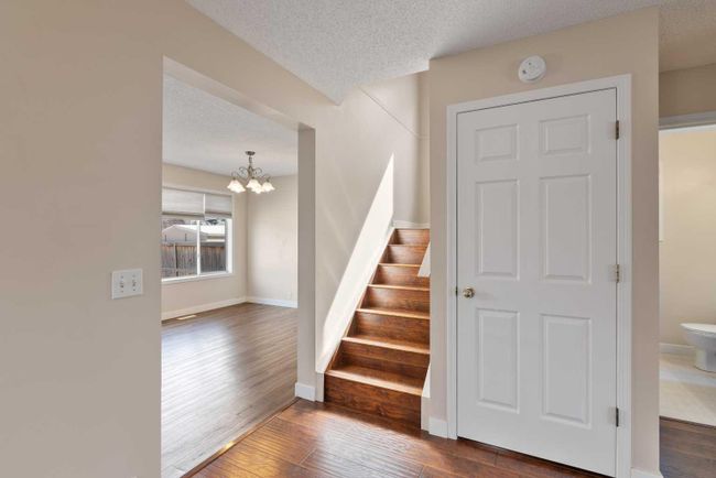 16 Hidden Valley Link Nw, Home with 3 bedrooms, 2 bathrooms and 2 parking in Calgary AB | Image 20