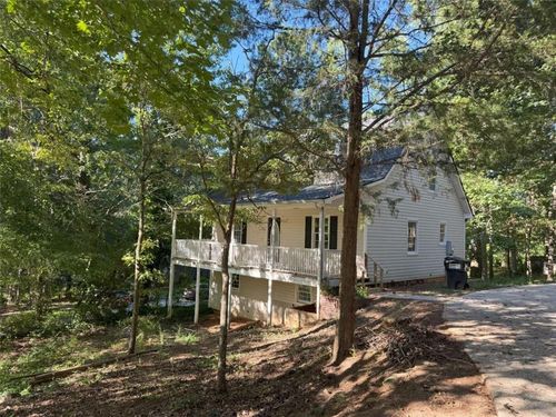 97 Welcome Wood Dr, Newnan, GA, 30263-4290 | Card Image