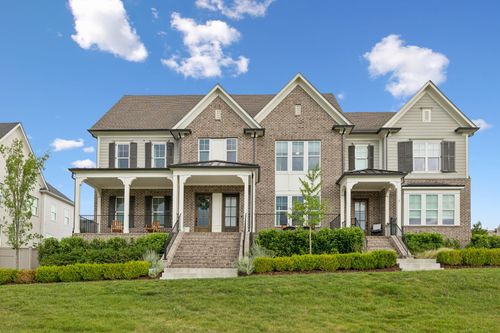 2079 Hollydale Aly, Franklin, TN, 37064-4151 | Card Image