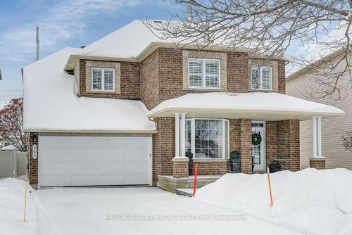 565 Evangeline St, Orléans, ON, K4A4G4 | Card Image