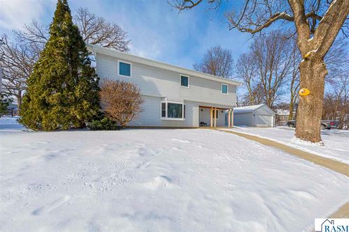 728 Winona St, Mankato, MN, 56001-2417 | Card Image