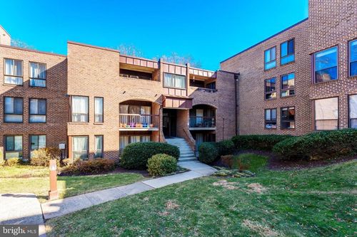 123-11220 Chestnut Grove Square, RESTON, VA, 20190 | Card Image