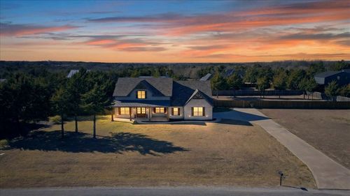 341 Guy Ln, Pottsboro, TX, 75076-4208 | Card Image