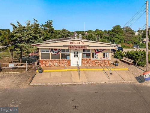 210 Broadway, Barnegat Light, NJ, 08006 | Card Image