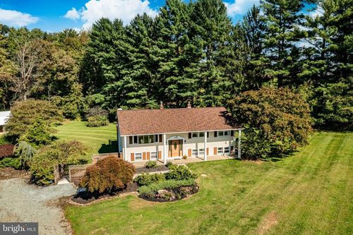 444 Chrome Rd, Oxford, PA, 19363-2702 | Card Image
