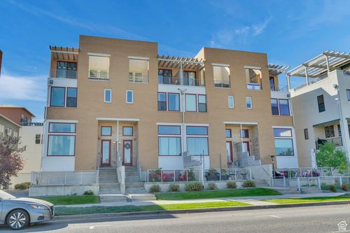 4563 W Daybreak Pkwy, South Jordan, UT, 84009-5109 | Card Image