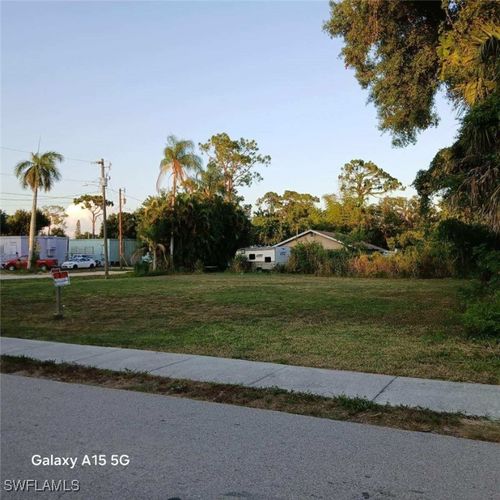 459 State St, NORTH FORT MYERS, FL, 33903-3344 | Card Image