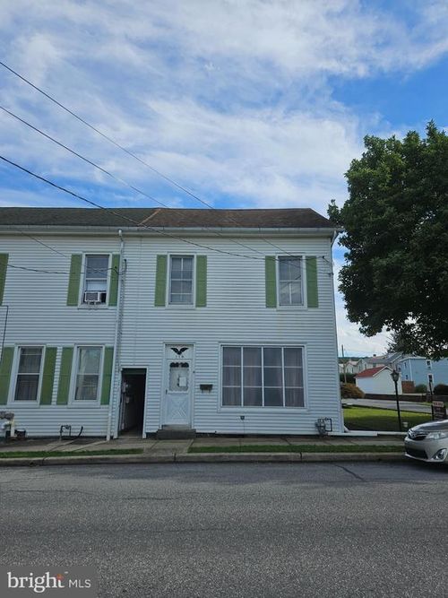 116 W Franklin St, TOPTON, PA, 19562-1516 | Card Image