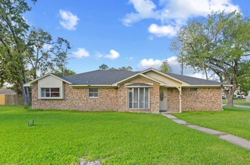 118 S Diamondhead Blvd, Crosby, TX, 77532-5830 | Card Image