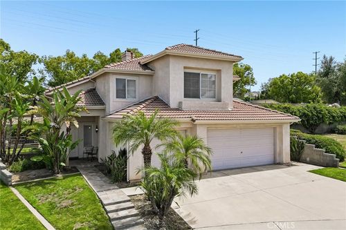 10173 Shale Ln, Mentone, CA, 92359 | Card Image