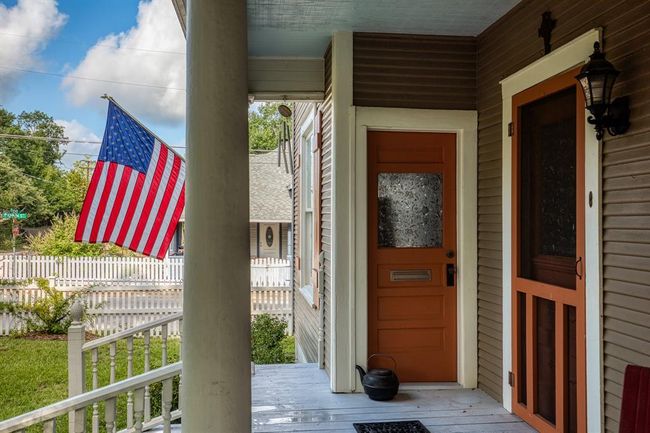 314 W Vulcan St, House other with 2 bedrooms, 1 bathrooms and 1 parking in Brenham TX | Image 4