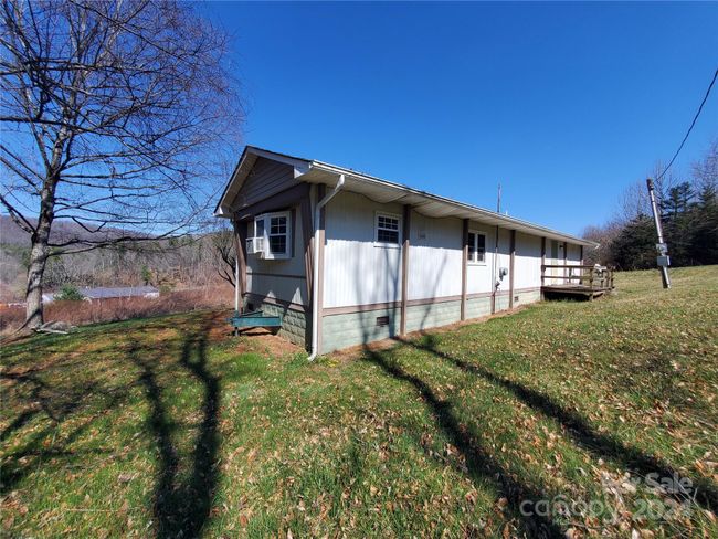 57 Paul Ridge Rd, House other with 3 bedrooms, 1 bathrooms and null parking in Newland NC | Image 33