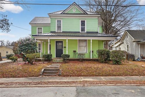 412 Park Ave, Emporia, VA, 23847-1823 | Card Image