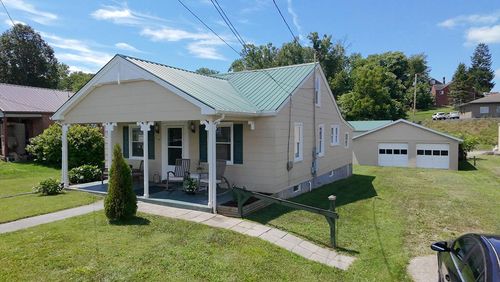 136 Hulldale Ave, Marion, VA, 24354-2331 | Card Image