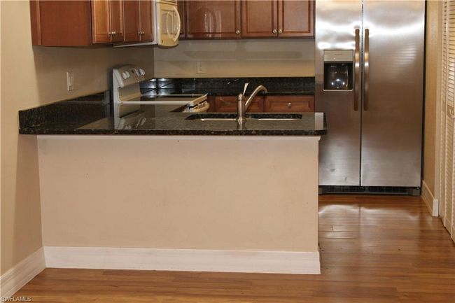 13391 Broadhurst Loop, Condo with 2 bedrooms, 2 bathrooms and null parking in FORT MYERS FL | Image 4