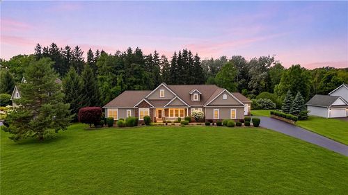 11 Ashland Oaks Cir, Spencerport, NY, 14559-1662 | Card Image