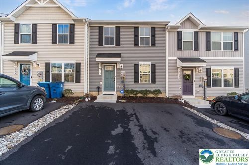 2142 Cross Country Road, Northampton Boro, PA, 18067 | Card Image