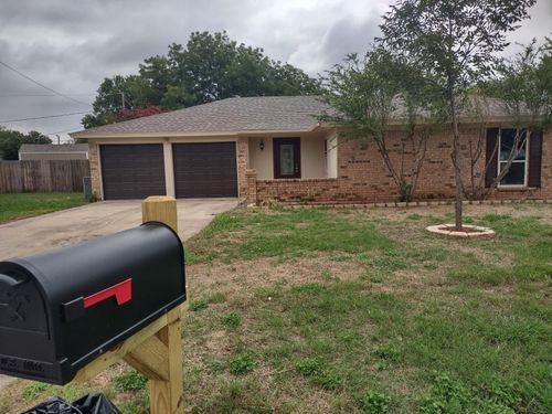 525 Andenwood Ct, Everman, TX, 76140-4701 | Card Image