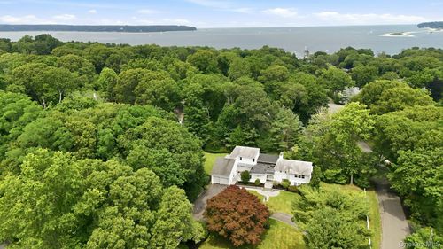 39 Upper Dr, Halesite, NY, 11743-1353 | Card Image