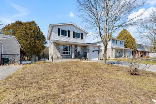 734 Cedarwood Dr, Kingston, ON, K7P2J1 | Card Image