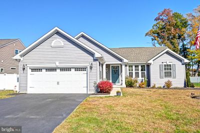 33513 Silver Fox Drive, House other with 3 bedrooms, 2 bathrooms and null parking in FRANKFORD DE | Image 2