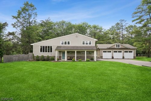 268 Stonehouse Rd, Basking Ridge, NJ, 07920-2631 | Card Image