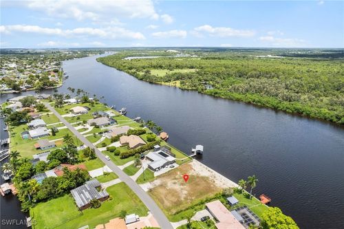 13838 River Forest Dr, FORT MYERS, FL, 33905-1823 | Card Image