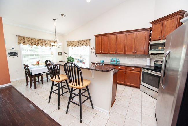 175 Castleton Cir, House other with 4 bedrooms, 2 bathrooms and null parking in Boiling Springs SC | Image 8