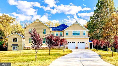 7313 Byrneley Ln, Annandale, VA, 22003-6017 | Card Image