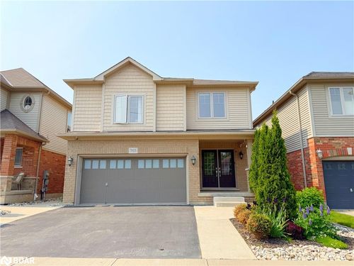 703 Robert Ferrie Dr, Kitchener, ON, N2R0B2 | Card Image
