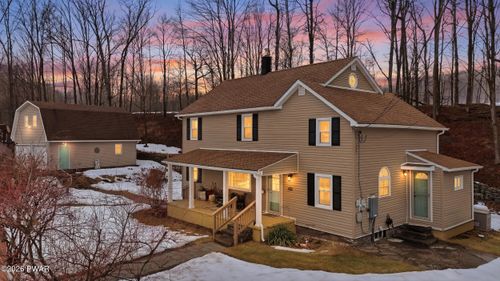 421 Shehawken Rd, Preston Park, PA, 18455-1025 | Card Image