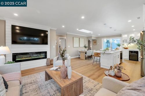 apt-4-1180 Running Springs Rd, Walnut Creek, CA, 94595-2981 | Card Image