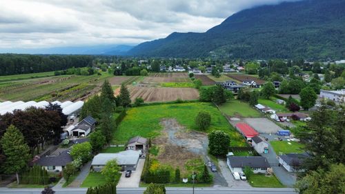 4-4524 No 3 Rd, Chilliwack, BC, V2R5E8 | Card Image