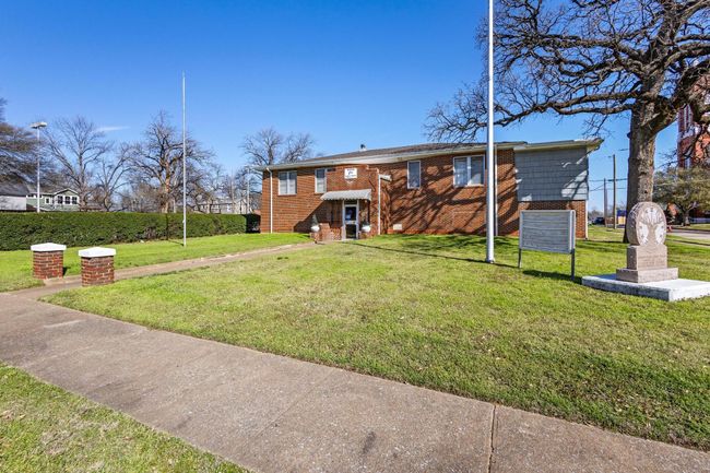 229 W Gandy Street, Home with 0 bedrooms, 0 bathrooms and null parking in Denison TX | Image 4