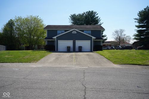 604 - 606 Hillcrest Circle, Seymour, IN, 47274 | Card Image