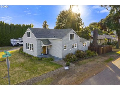 101 Pine St, House other with 3 bedrooms, 1 bathrooms and null parking in Toledo WA | Image 2