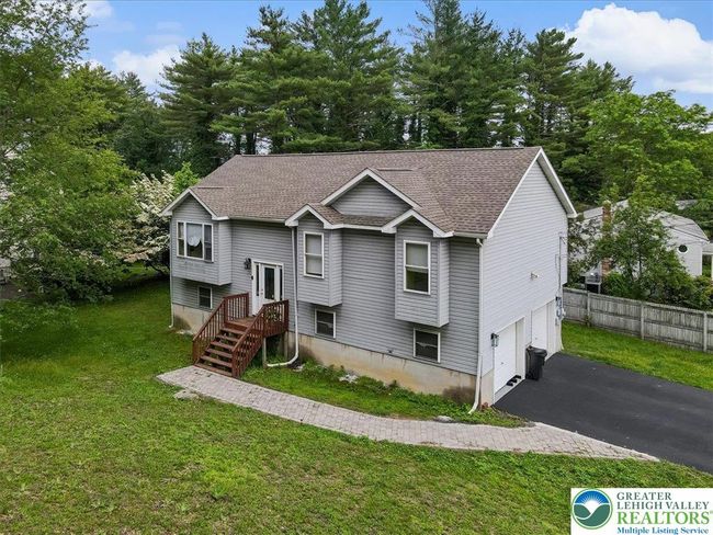838 Cayuga Way, House other with 4 bedrooms, 3 bathrooms and null parking in Stroudsburg PA | Image 51