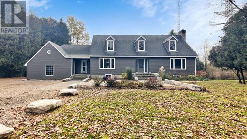 9045 Sideroad 17, Hillsburgh, ON, N0B1Z0 | Card Image