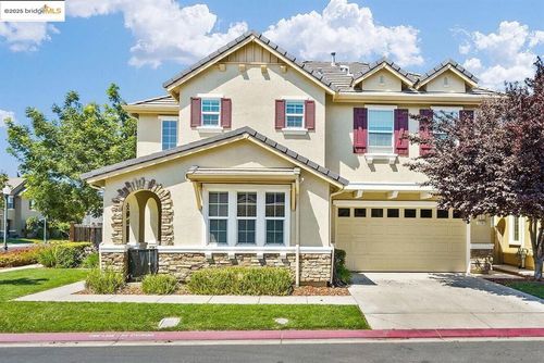 17187 17187 Atlantic Oak Lane, Lathrop, CA, 95330-9999 | Card Image