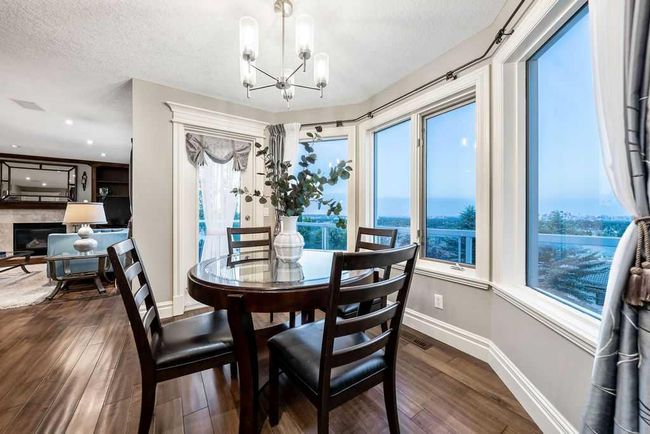 169 Signature Way Sw, House other with 5 bedrooms, 4 bathrooms and 4 parking in Calgary AB | Image 18