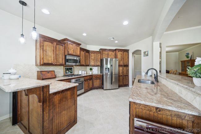 3903 S Tamarack Pl, House other with 4 bedrooms, 4 bathrooms and null parking in Broken Arrow OK | Image 21