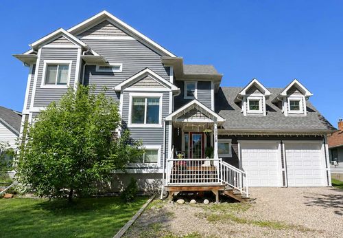 10118 96 Ave, Grande Prairie, AB, T8V0M6 | Card Image