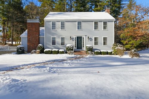 130 Buckboard Rd, Duxbury, MA, 02332-4727 | Card Image