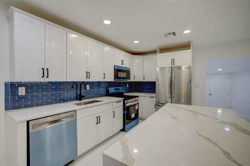 1101 Nw 14th Ct, Fort Lauderdale, FL, 33311-5452 | Card Image