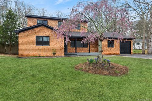 7 Mortimer St, Westhampton Beach, NY, 11978-2016 | Card Image