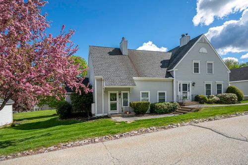 b-27 B Apple Tree Drive, Goffstown, NH, 03045 | Card Image