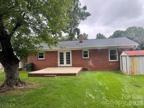 713 Crestwood Ave, Gastonia, NC, 28054-5588 | Card Image