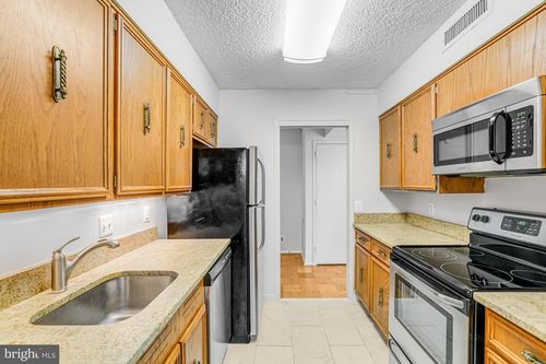 apt-107-3800 Fairfax Dr, ARLINGTON, VA, 22203-1758 | Card Image