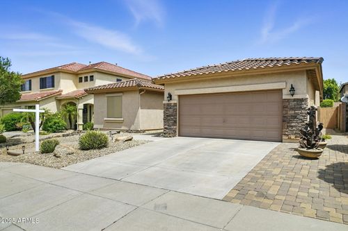 2236 W Spur Dr, Phoenix, AZ, 85085-5753 | Card Image